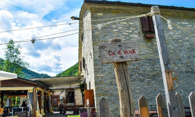 Bagno di Romagna Hotel | 18 m² Hotel ∙ 4 guests