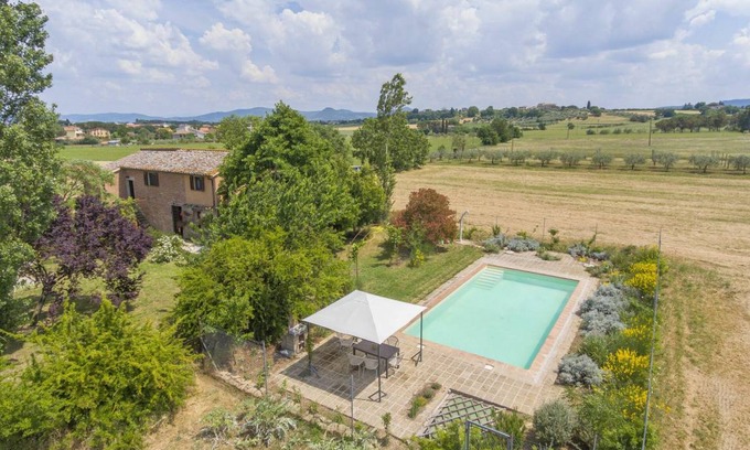 Castiglione del Lago Villa | 180 m² Villa ∙ 3 bedrooms ∙ 6 guests