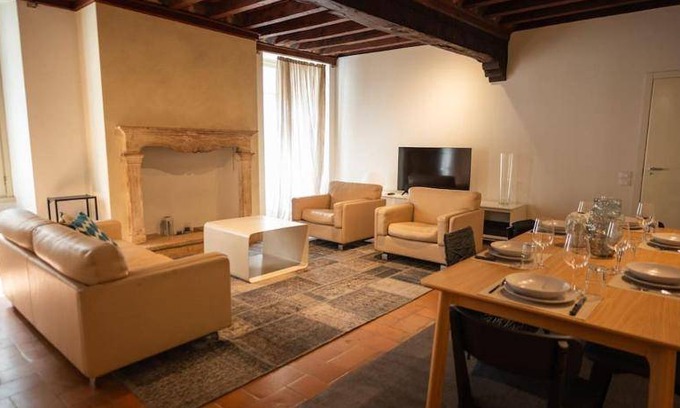 Centro Storico Nord Apartment | 200 m² Apartment ∙ 3 bedrooms ∙ 6 guests