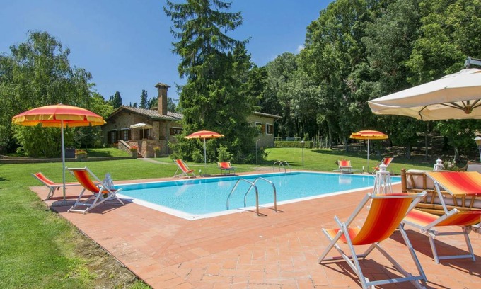 Gambassi Terme Villa | 230 m² Villa ∙ 6 bedrooms ∙ 12 guests