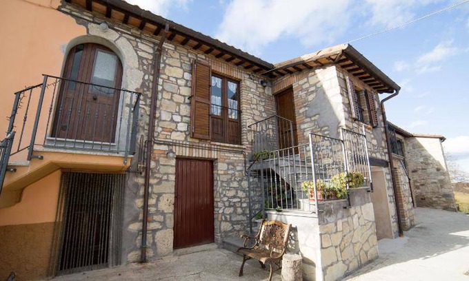 Montemonaco House | 25 m² Farmhouse ∙ 2 bedrooms ∙ 8 guests