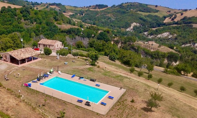 Montelparo House | 280 m² House ∙ 4 bedrooms ∙ 10 guests