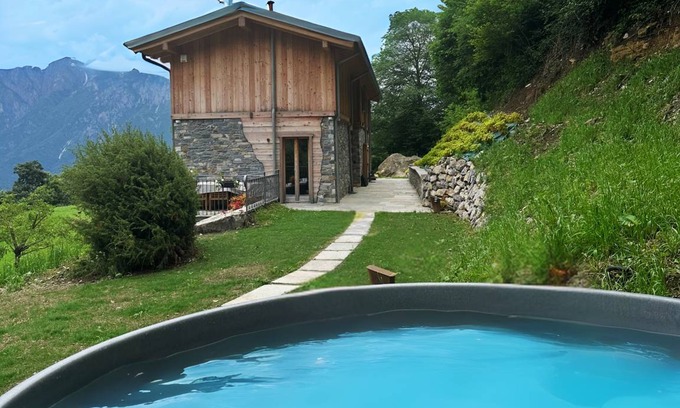 Civenna Ski Chalet | 300 m² Chalet ∙ 2 bedrooms ∙ 15 guests