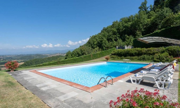 Dicomano House | 300 m² Farmhouse ∙ 4 bedrooms ∙ 10 guests