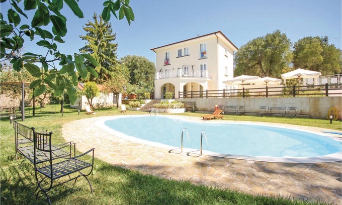 Vallo della Lucania House | 300 m² House ∙ 4 bedrooms ∙ 8 guests