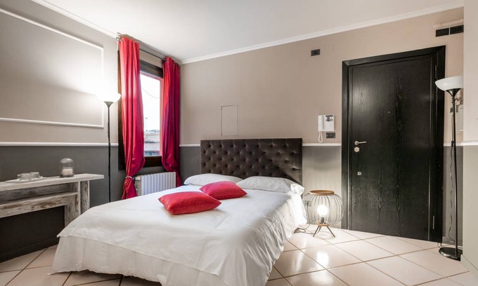 Historic Center Resort | 34 m² Private room ∙ 1 bedroom ∙ 2 guests