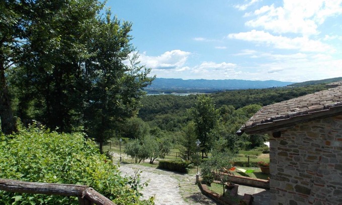 Barberino di Mugello Villa | 340 m² Villa ∙ 7 bedrooms ∙ 15 guests