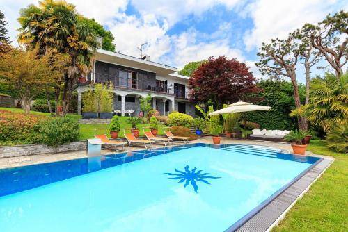 Nebbiuno House | 350 m² House ∙ 4 bedrooms ∙ 8 guests