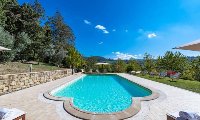 Camerino Villa | 350 m² Villa ∙ 7 bedrooms ∙ 13 guests