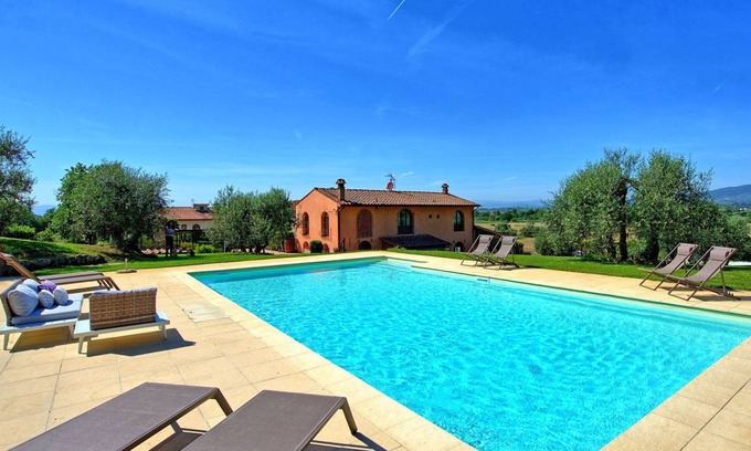 Pozzale Villa | 360 m² Villa ∙ 5 bedrooms ∙ 12 guests