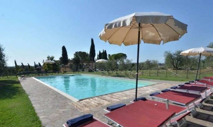 Marciano della Chiana Villa | 380 m² Villa ∙ 8 bedrooms ∙ 22 guests