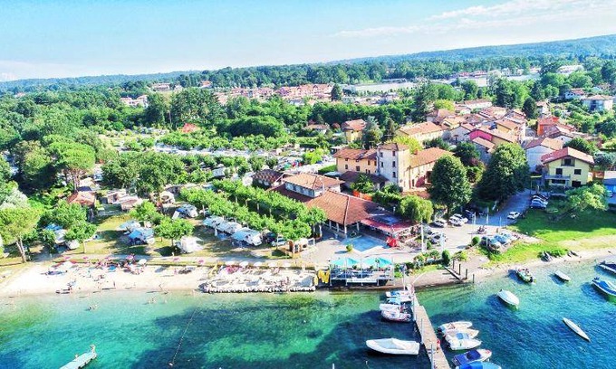 Castelletto Sopra Ticino Resort | 40 m² Resort ∙ 3 bedrooms ∙ 6 guests