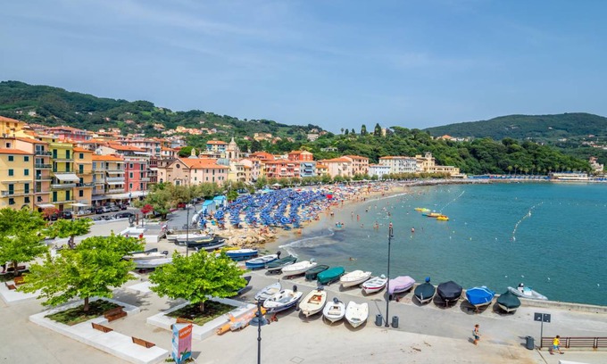 San Terenzo Apartment | 40 m² Apartment ∙ 1 bedroom ∙ 4 guests
