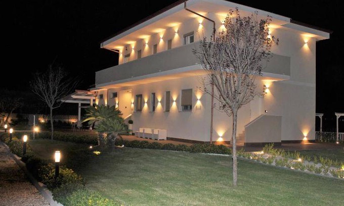 Magazzeno Apartment | 40 m² Serviced apartment ∙ 5 guests