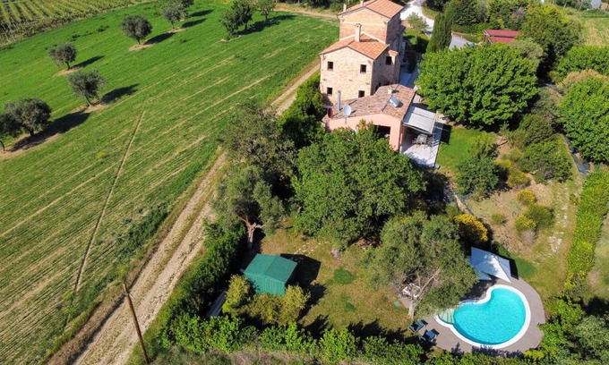 Bettolelle House | 400 m² House ∙ 3 bedrooms ∙ 6 guests