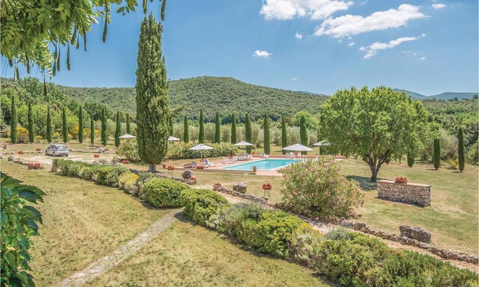 Narni House | 400 m² House ∙ 8 bedrooms ∙ 17 guests