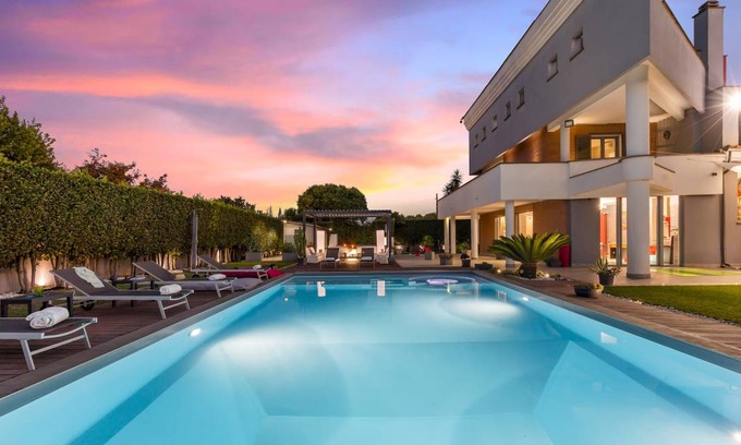 Padua Villa | 400 m² Villa ∙ 3 bedrooms ∙ 8 guests
