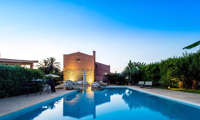 Buseto Palizzolo Villa | 400 m² Villa ∙ 8 bedrooms ∙ 16 guests