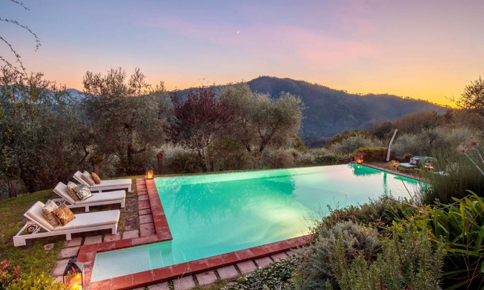 Villabuona Villa | 400 m² Villa ∙ 5 bedrooms ∙ 10 guests
