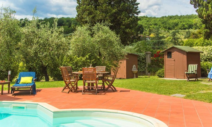 Pistoia Villa | 400 m² Villa ∙ 6 bedrooms ∙ 14 guests