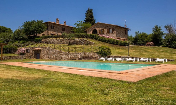 Doglio Villa | 400 m² Villa ∙ 7 bedrooms ∙ 16 guests