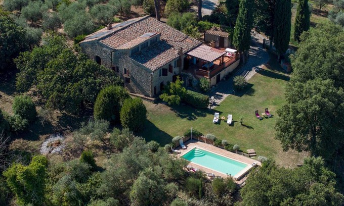 San Gimignano Villa | 400 m² Villa ∙ 4 bedrooms ∙ 8 guests