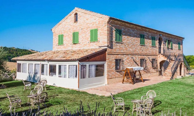 Fermo House | 450 m² House ∙ 4 bedrooms ∙ 14 guests