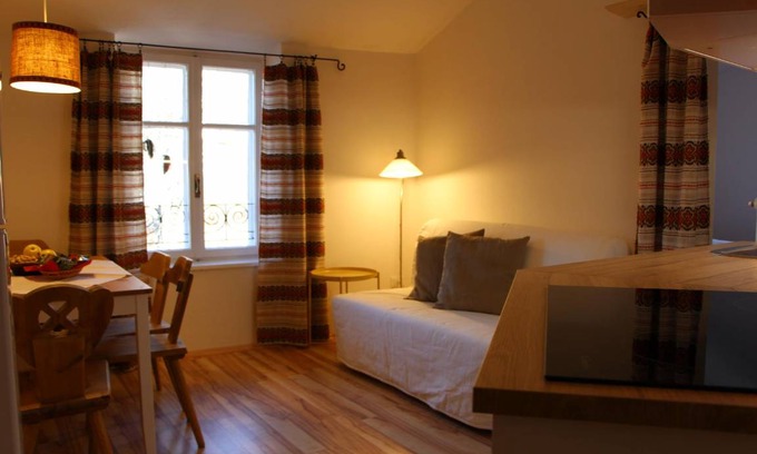 Malosco Apartment | 50 m² Apartment ∙ 2 bedrooms ∙ 4 guests