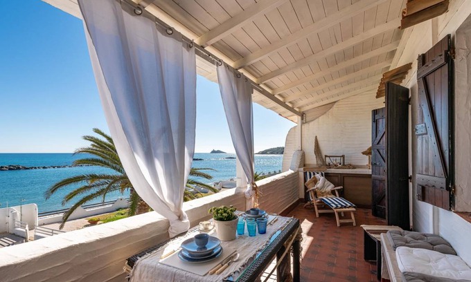 Sarroch House | 50 m² House ∙ 2 bedrooms ∙ 5 guests