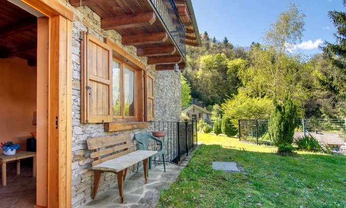 Cosio Valtellino House | 50 m² House ∙ 2 bedrooms ∙ 6 guests