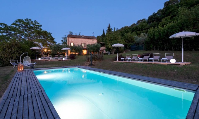 Montefiore dell'Aso Villa | 500 m² Villa ∙ 6 bedrooms ∙ 12 guests