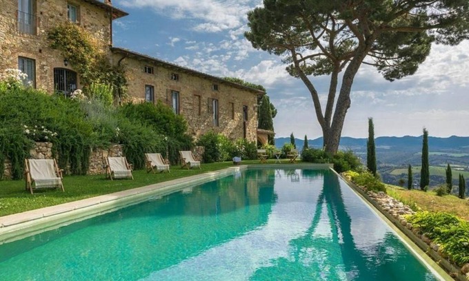 Pievasciata Villa | 500 m² Villa ∙ 7 bedrooms ∙ 14 guests