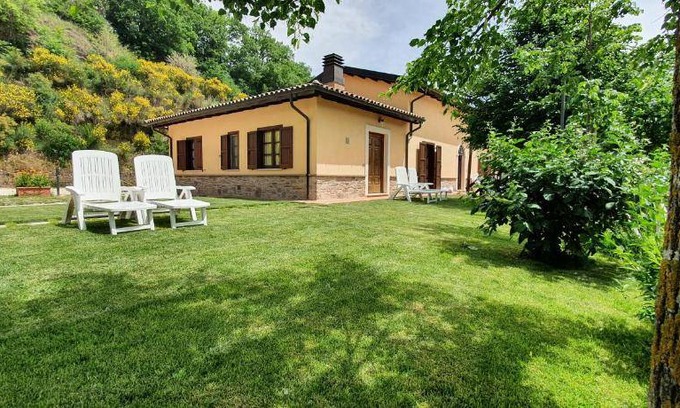 Norcia House | 55 m² House ∙ 2 bedrooms ∙ 6 guests