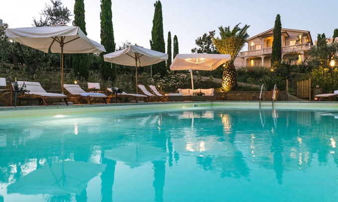 La Chiesa Collegozzi Villa | 550 m² Villa ∙ 8 bedrooms ∙ 16 guests