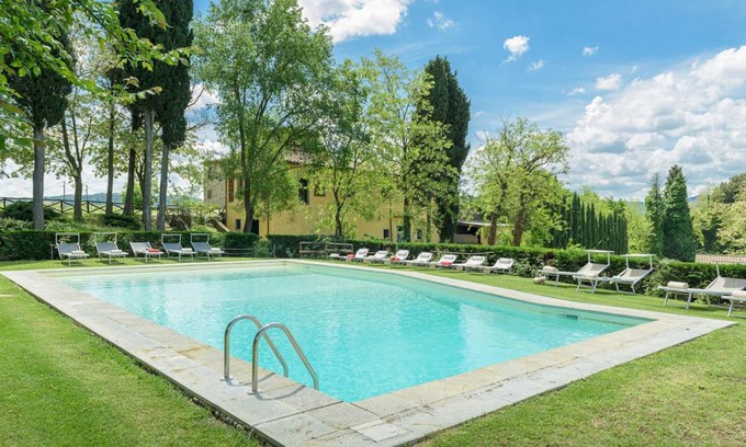 Laterina Villa | 570 m² Villa ∙ 9 bedrooms ∙ 18 guests
