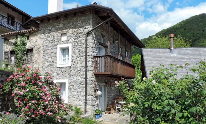 Grimacco Other | 60 m² Accommodation ∙ 2 bedrooms ∙ 4 guests