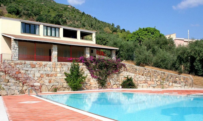 Jerzu Apartment | 60 m² Apartment ∙ 2 bedrooms ∙ 4 guests