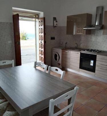 Cariati Apartment | 60 m² Apartment ∙ 3 bedrooms ∙ 5 guests
