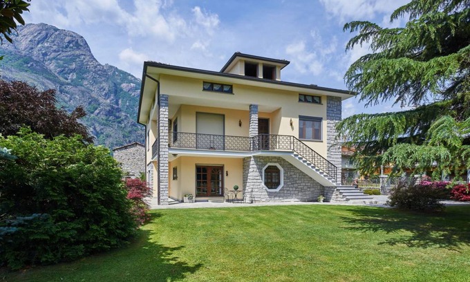 Giumello Apartment | 60 m² Apartment ∙ 3 bedrooms ∙ 5 guests