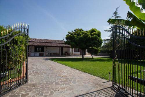 Eboli Bed & Breakfast | 60 m² Bed and breakfast ∙ 2 bedrooms ∙ 4 guests