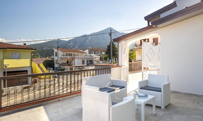 Cala Gonone House | 60 m² House ∙ 2 bedrooms ∙ 6 guests