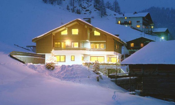 Colfosco Apartment | 60 m² Serviced apartment ∙ 2 bedrooms ∙ 6 guests