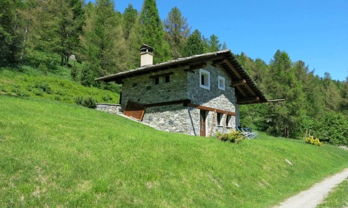 Sampeyre Ski Chalet | 65 m² Chalet ∙ 2 bedrooms ∙ 5 guests