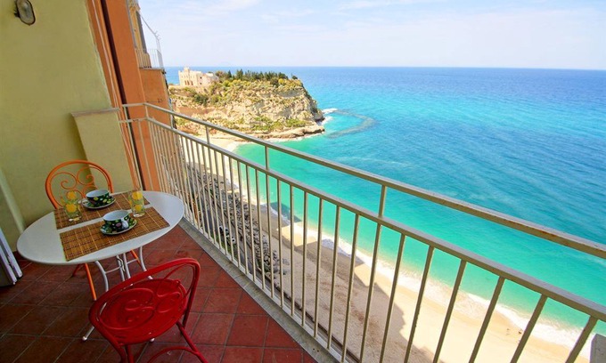 Tropea Apartment | 70 m² Apartment ∙ 1 bedroom ∙ 5 guests