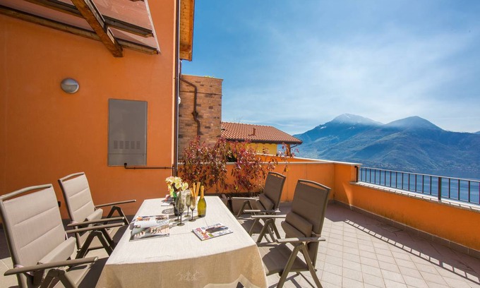 Germasino Apartment | 70 m² Apartment ∙ 2 bedrooms ∙ 6 guests