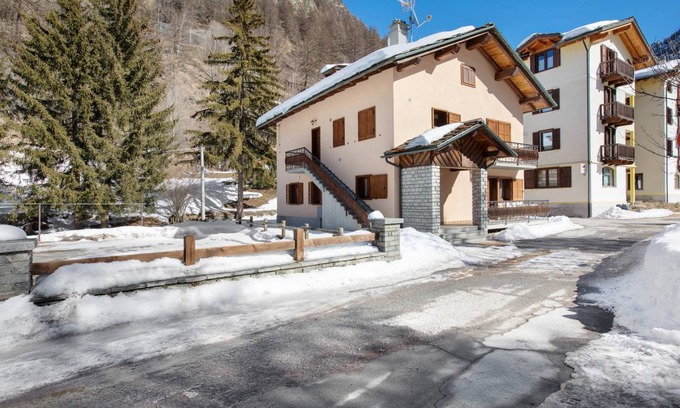 Cogne Apartment | 70 m² Apartment ∙ 3 bedrooms ∙ 6 guests