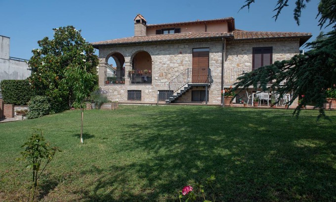 Montecastrilli Bed & Breakfast | 70 m² Bed and breakfast ∙ 2 bedrooms ∙ 5 guests