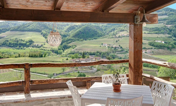 Vesime House | 70 m² Farmhouse ∙ 2 bedrooms ∙ 6 guests