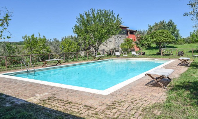 Montefiascone House | 700 m² House ∙ 9 bedrooms ∙ 22 guests