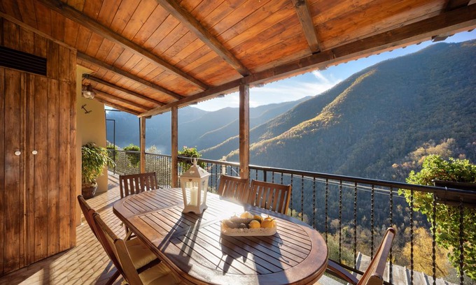 Nasino House | 75 m² Farmhouse ∙ 2 bedrooms ∙ 6 guests